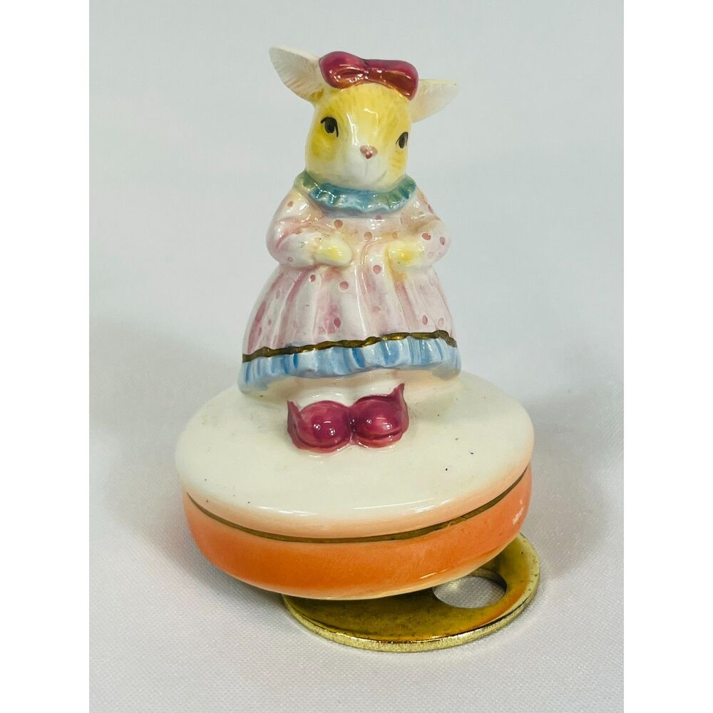Easter Banbury Hollow Rabbit Bunny Music Box You Light Up My Life VTG EUC